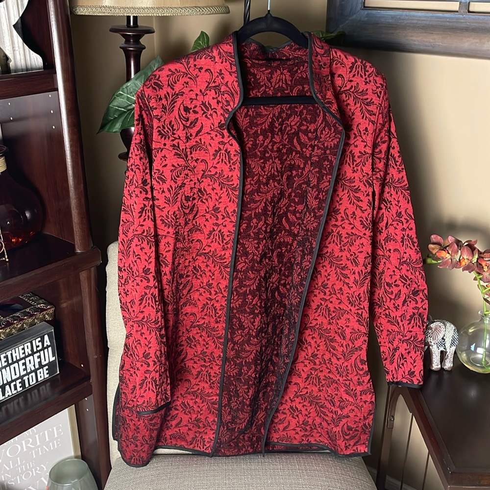 Reversible dress jacket.